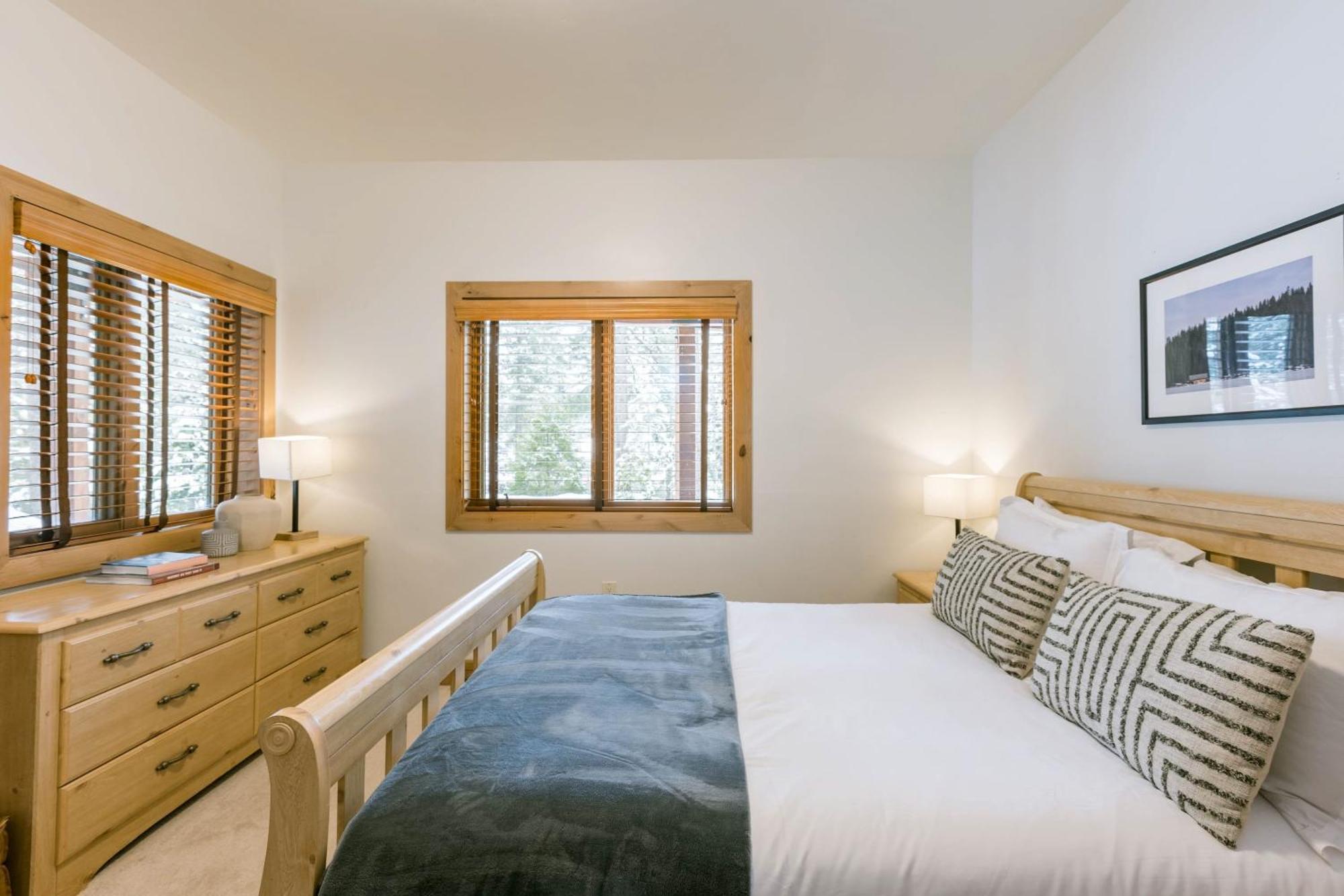Coyote Moon By Avantstay Cabin Wsauna Mins From Dt Truckee Northstar Екстериор снимка