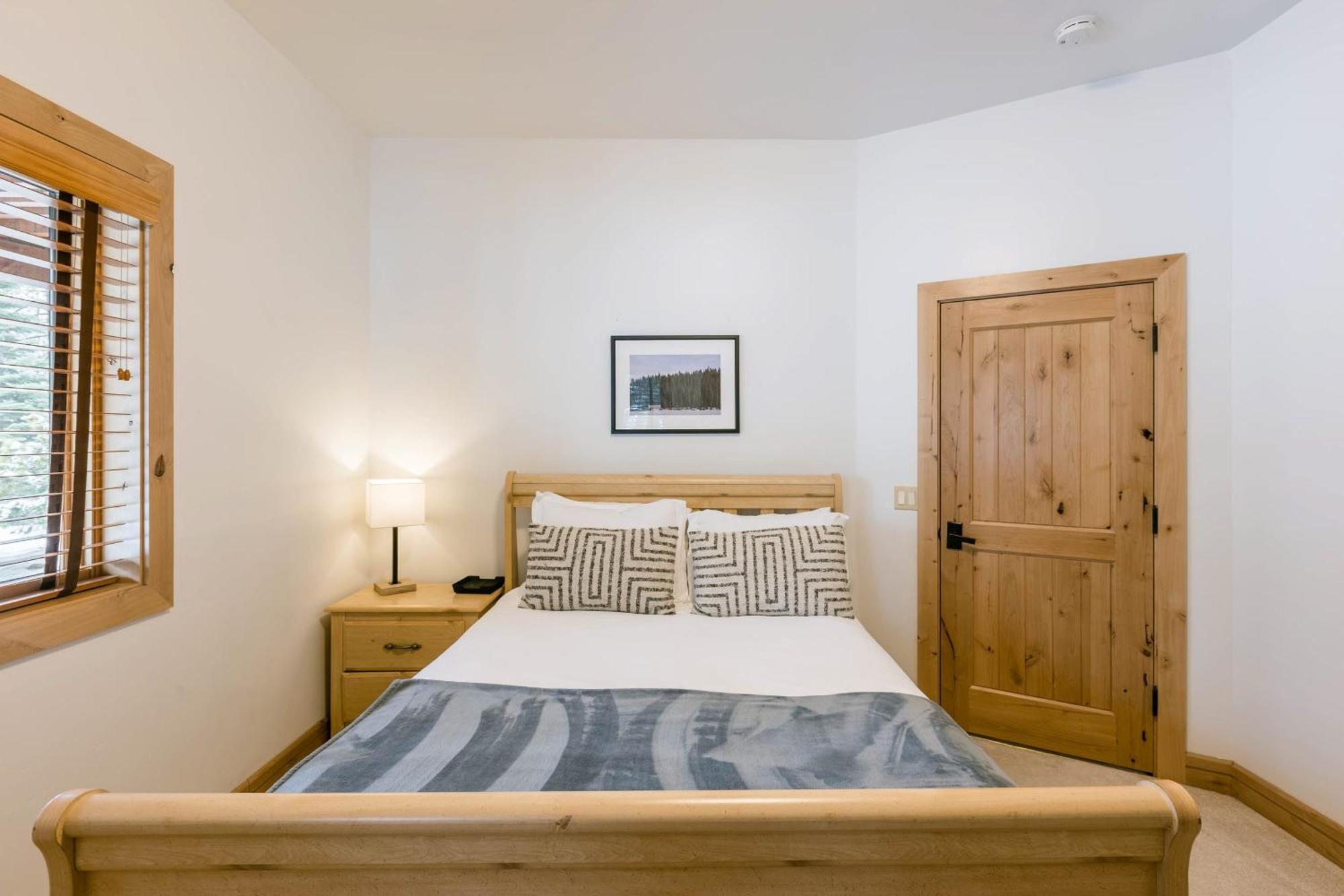Coyote Moon By Avantstay Cabin Wsauna Mins From Dt Truckee Northstar Екстериор снимка