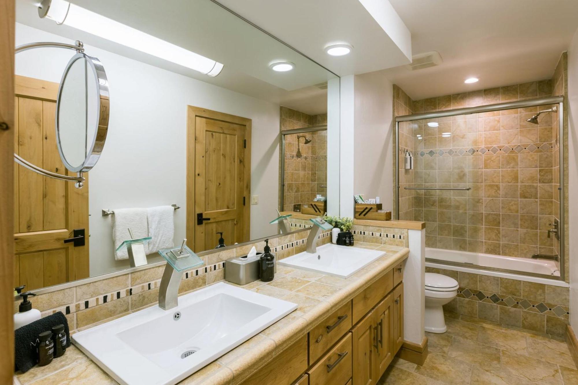 Coyote Moon By Avantstay Cabin Wsauna Mins From Dt Truckee Northstar Екстериор снимка