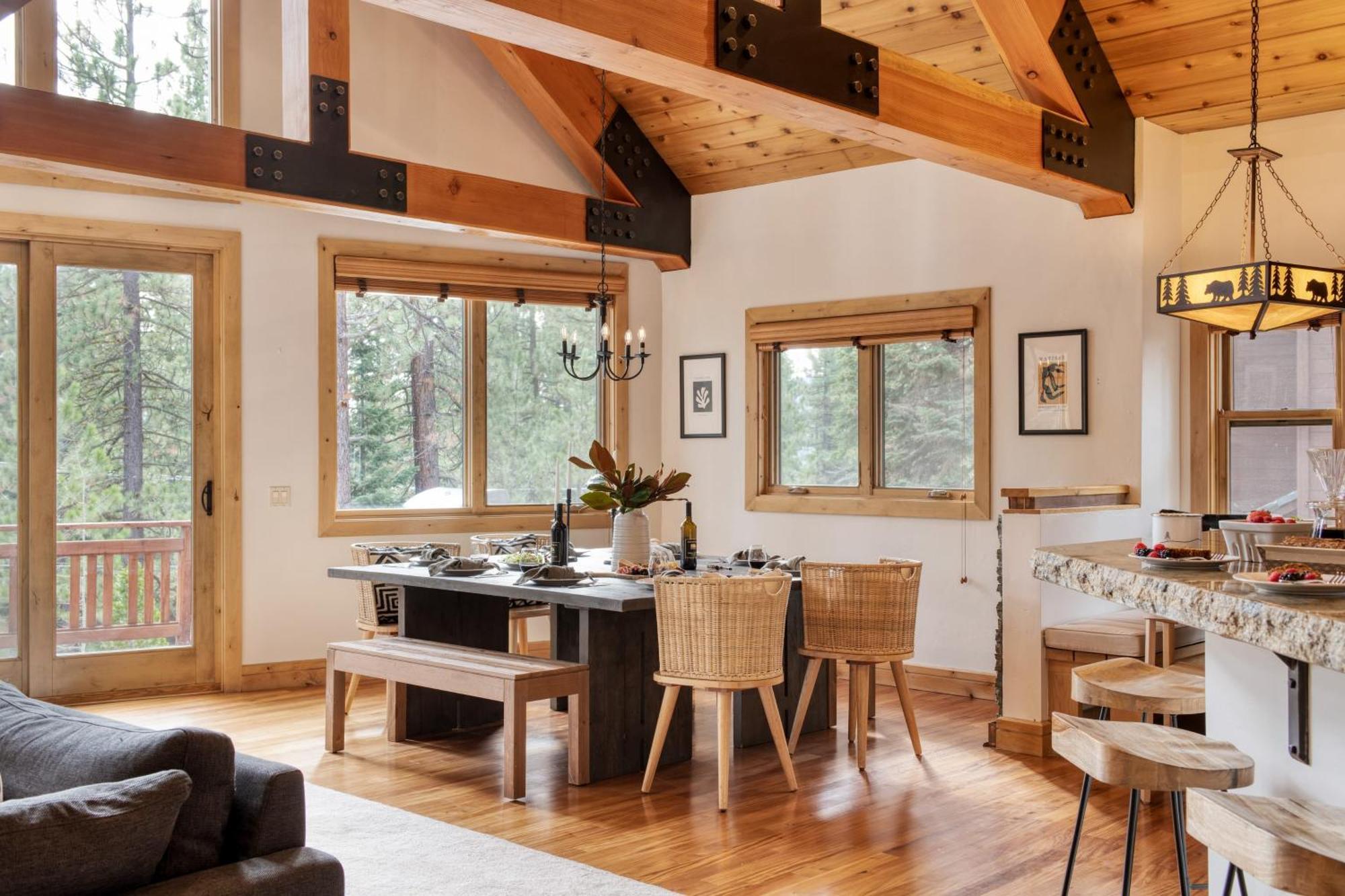 Coyote Moon By Avantstay Cabin Wsauna Mins From Dt Truckee Northstar Екстериор снимка