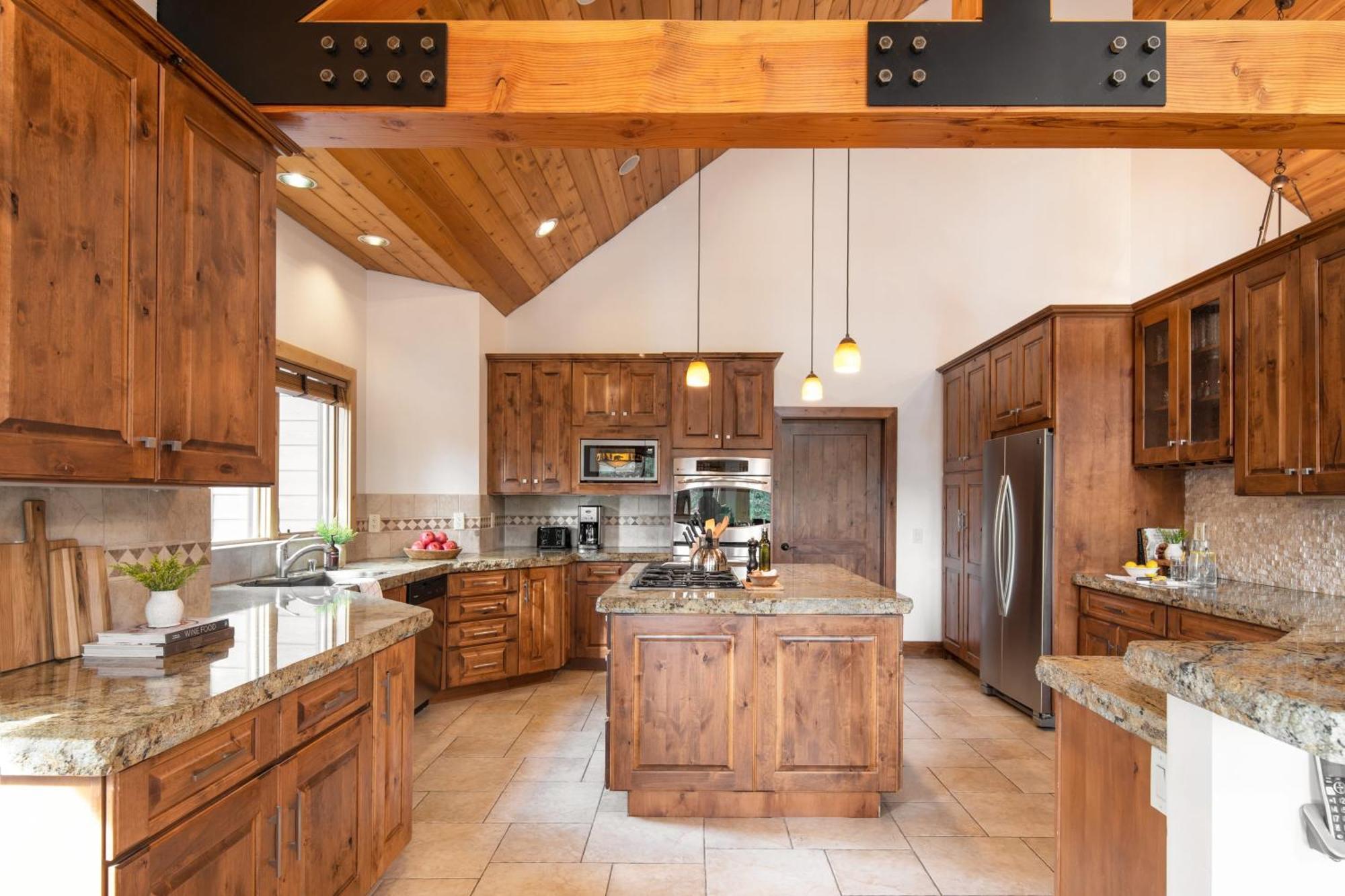 Coyote Moon By Avantstay Cabin Wsauna Mins From Dt Truckee Northstar Екстериор снимка